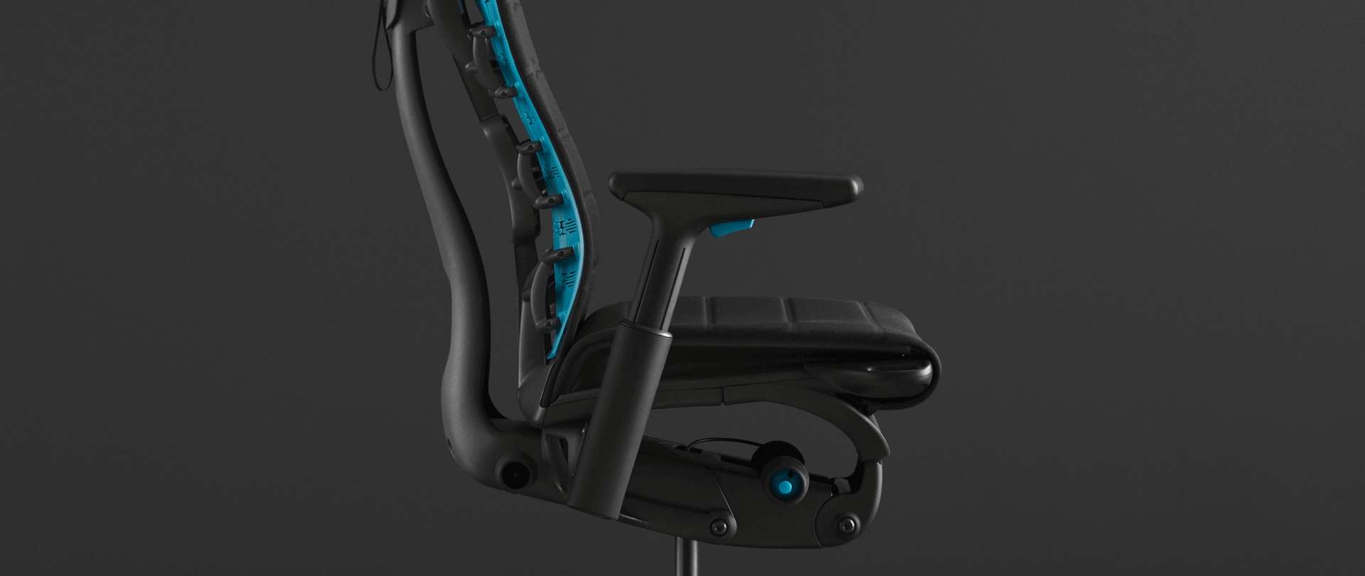 애니메이션이 Embody Gaming Chair에서 PostureFit 척추 지지대를 강조합니다. 검은색 배경의 의자 사진 위에 애니메이션을 입힙니다.